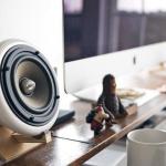 Understanding the Debate between Speakers or Soundbars in the Hospitality Industry